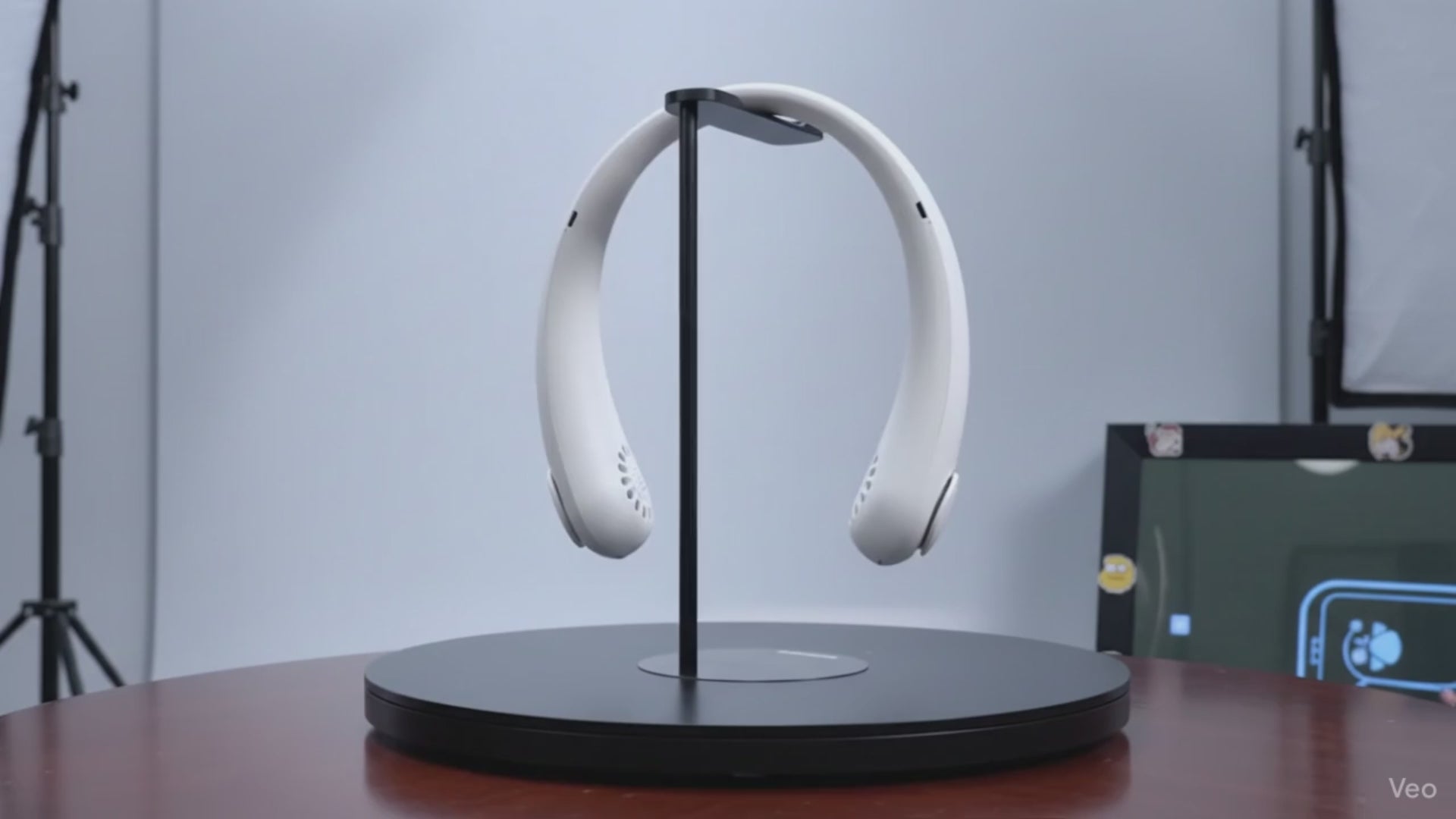 Ventilador de Cuello Pro 360° - Tu Aire Acondicionado Personal (Recargable USB)